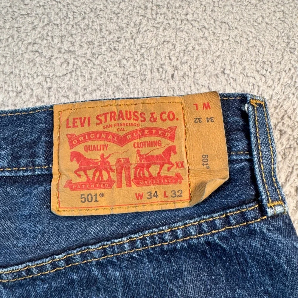 Levis good used